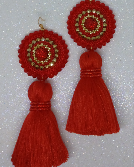 Háčkované dizajnové náušnice "Zlato rubínova kvapka"